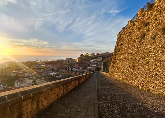 Il Borgo Guest house Paola